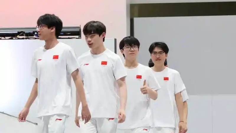 和平精英职业赛事团队配合与位置分工解析
